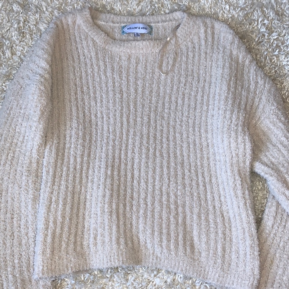 Light grey sweater